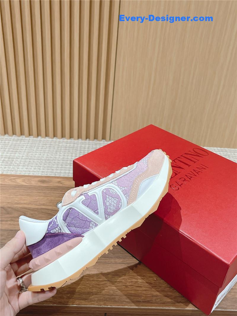 Va1e*ntin0 brand new logo letter lace sneakers