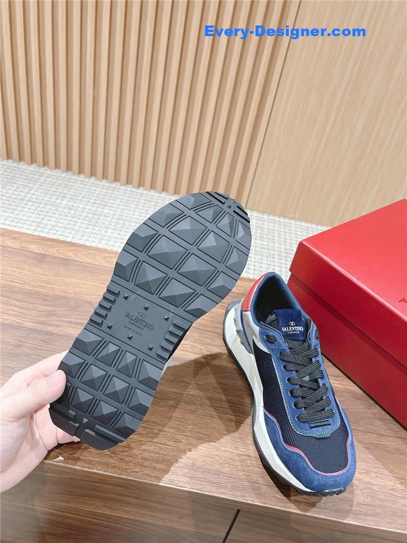 Va1e*ntin0 brand new logo letter lace sneakers