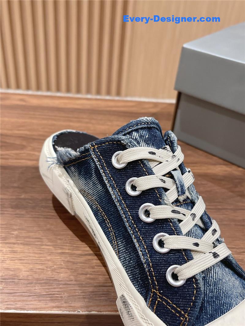 Ba1en*iaga couple’s espadrilles