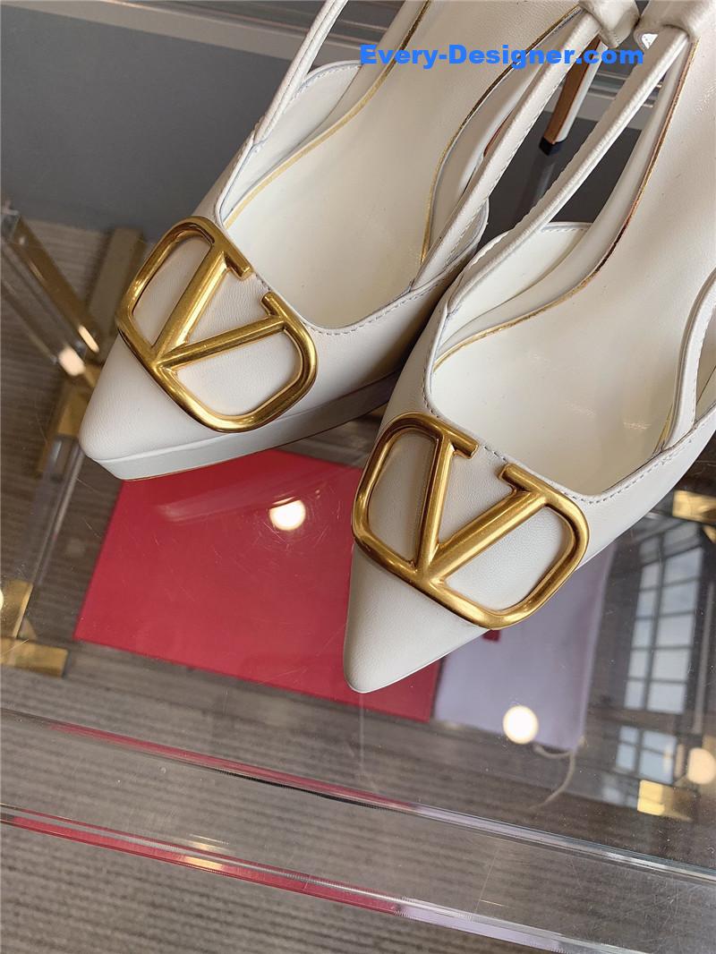 Va1e*ntin0 new sky high heels