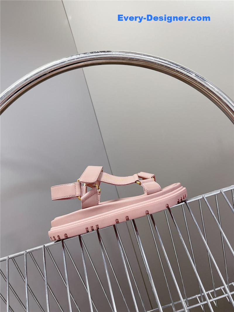 D10r new velcro sandals