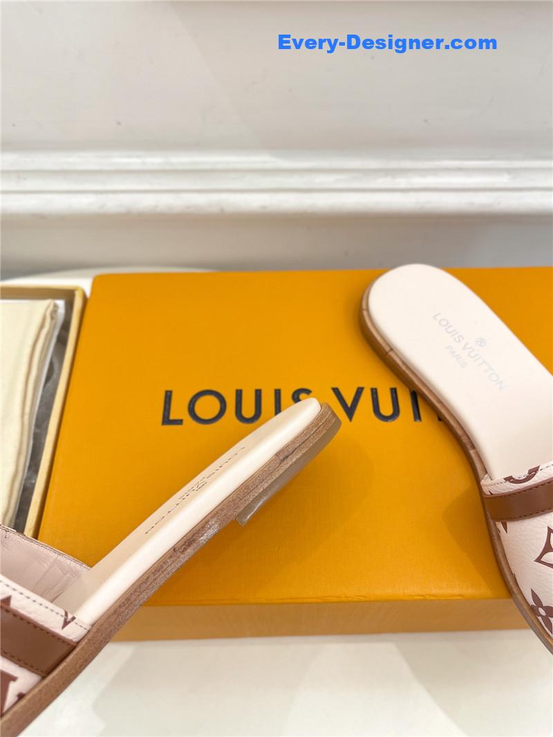 l0vis Vvtt0n lv latest hot style slippers
