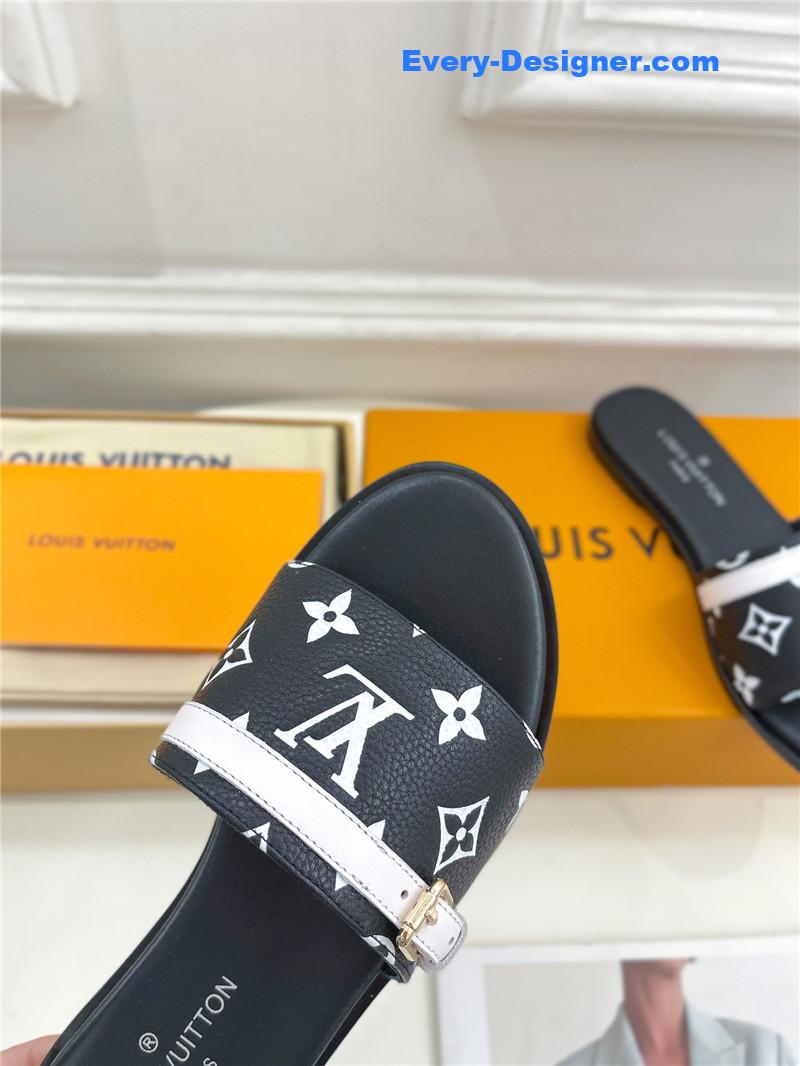 l0vis Vvtt0n lv latest hot style slippers