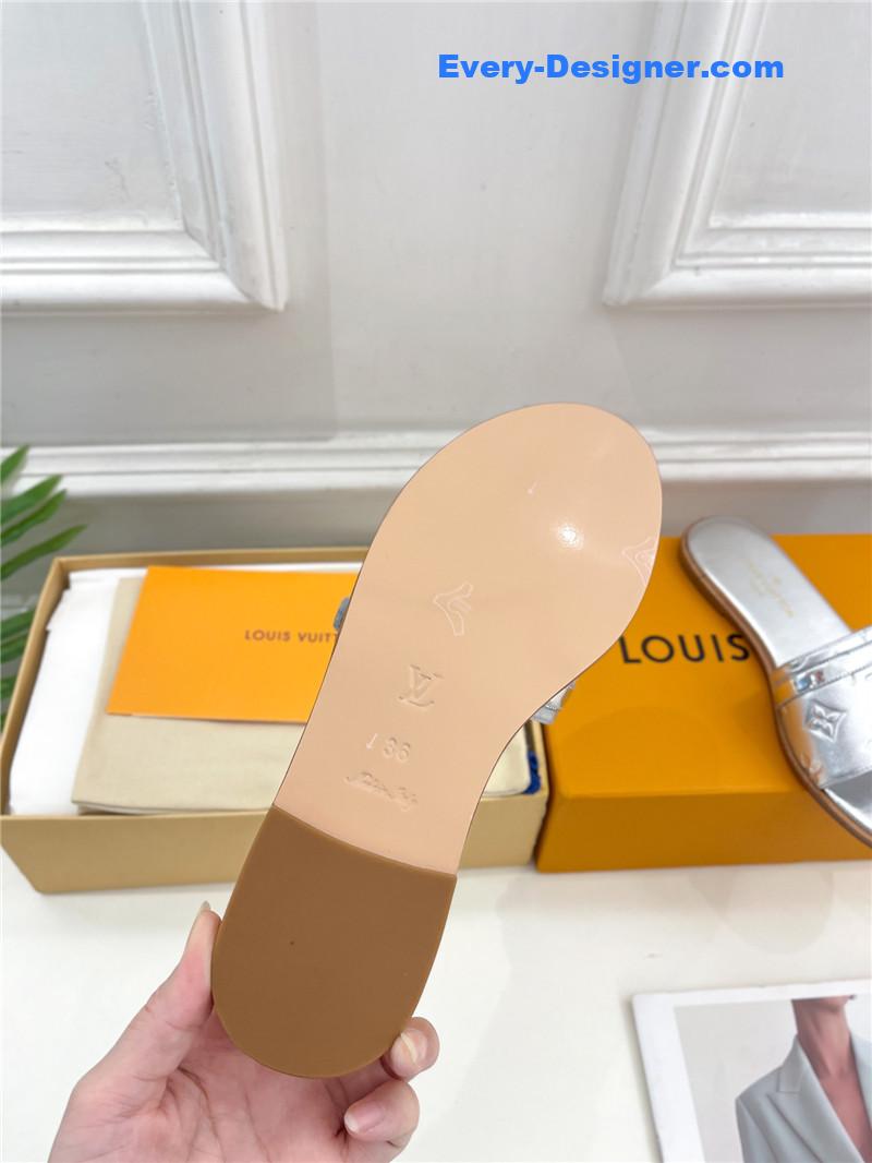 l0vis Vvtt0n lv latest hot style slippers
