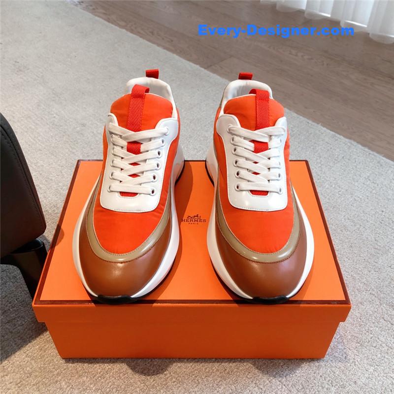 H**me5 new sneakers