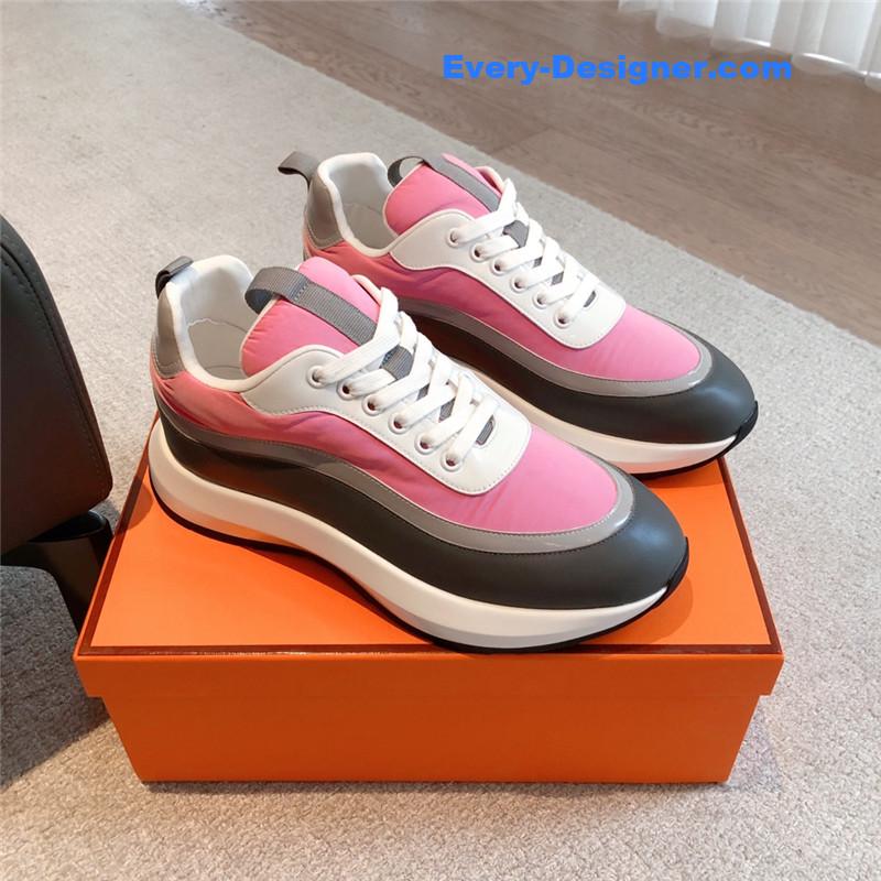 H**me5 new sneakers