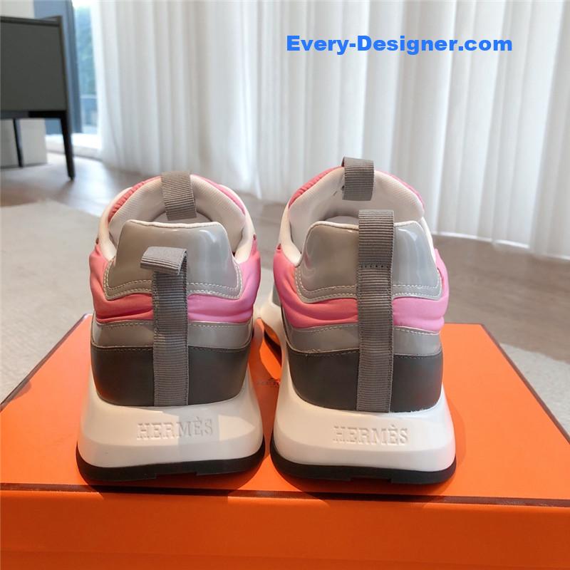 H**me5 new sneakers