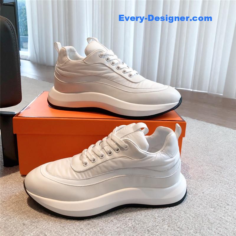 H**me5 new sneakers