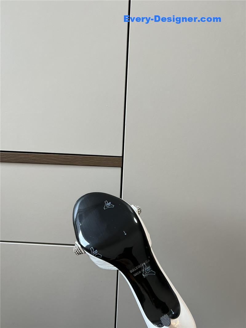 Ba1en*iaga silver stud buckle spice slippers