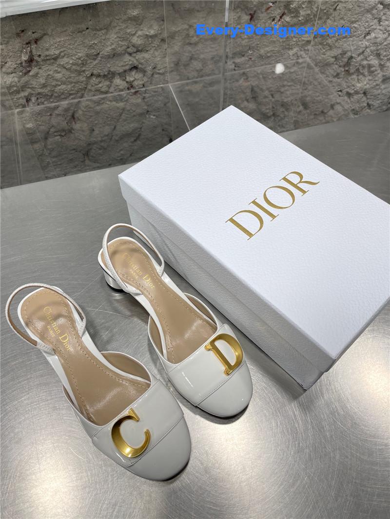 D10r new baotou chunky heel sandals