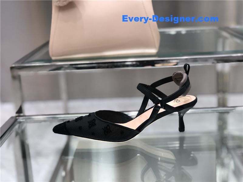 F**di new ff graceful streamlined colibrì slingback shoes
