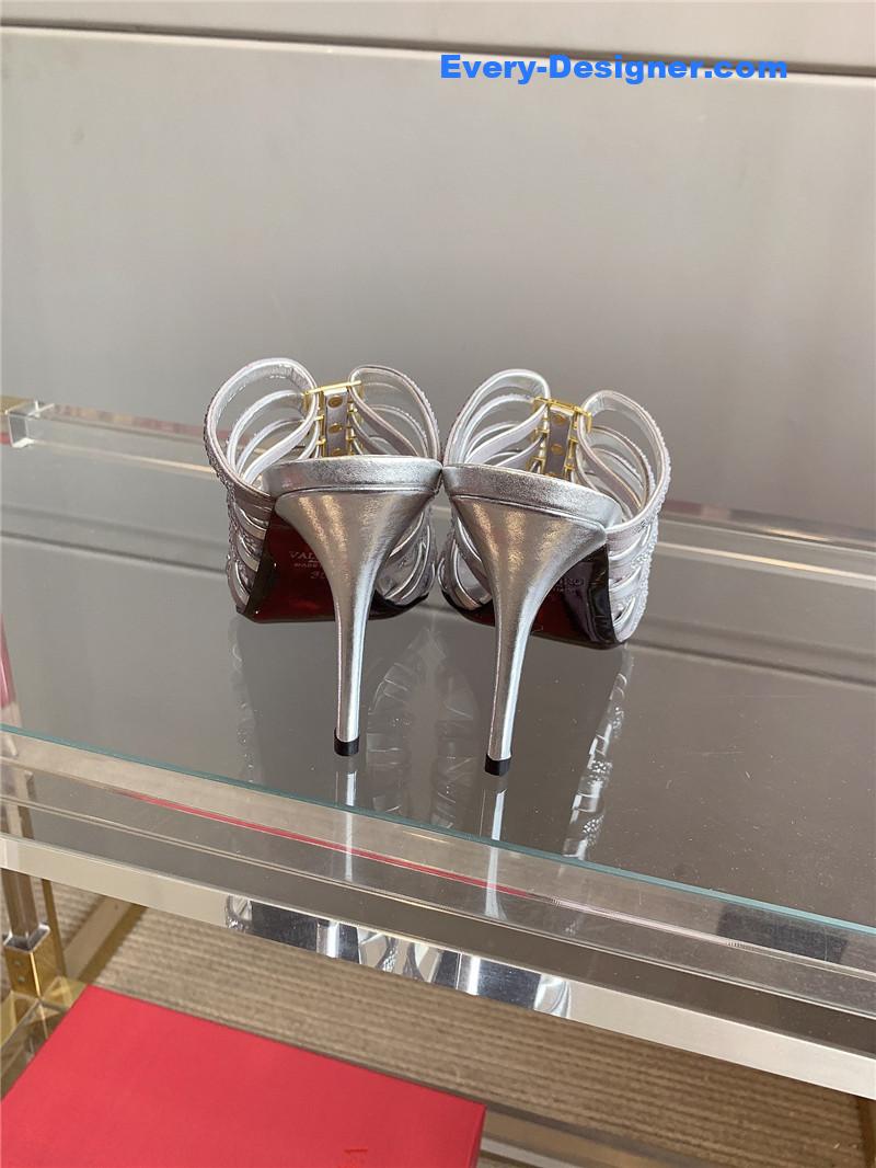 Va1e*ntin0 summer new high heel slippers