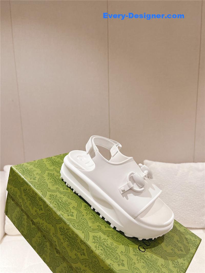 Gvc*1 buckle platform loafer