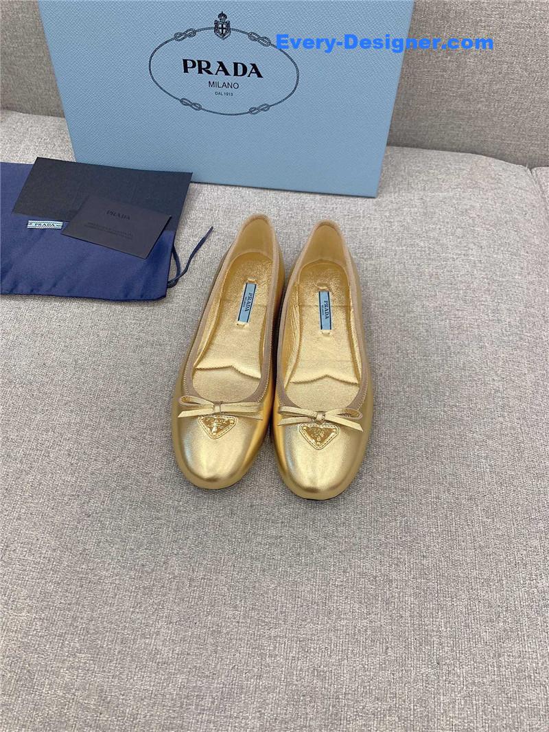 Pra*a new ballet flats