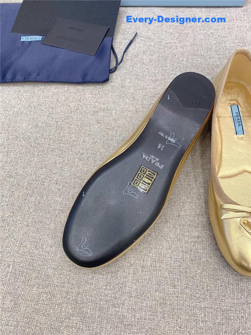 Pra*a new ballet flats