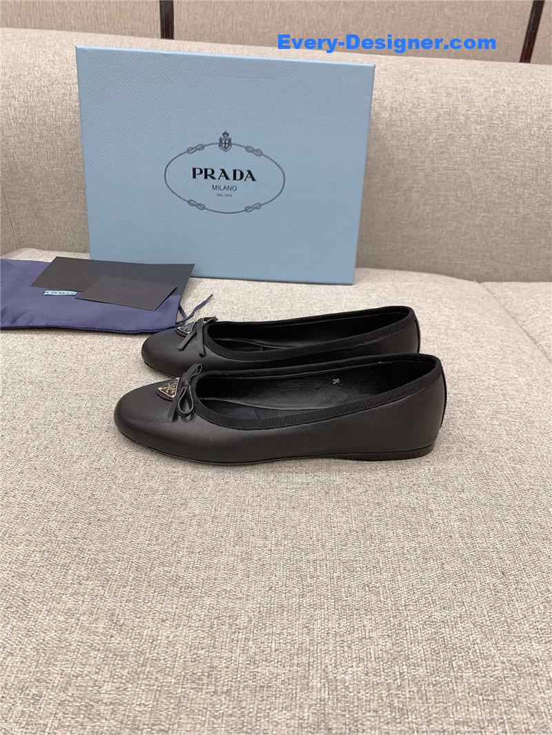 Pra*a new ballet flats