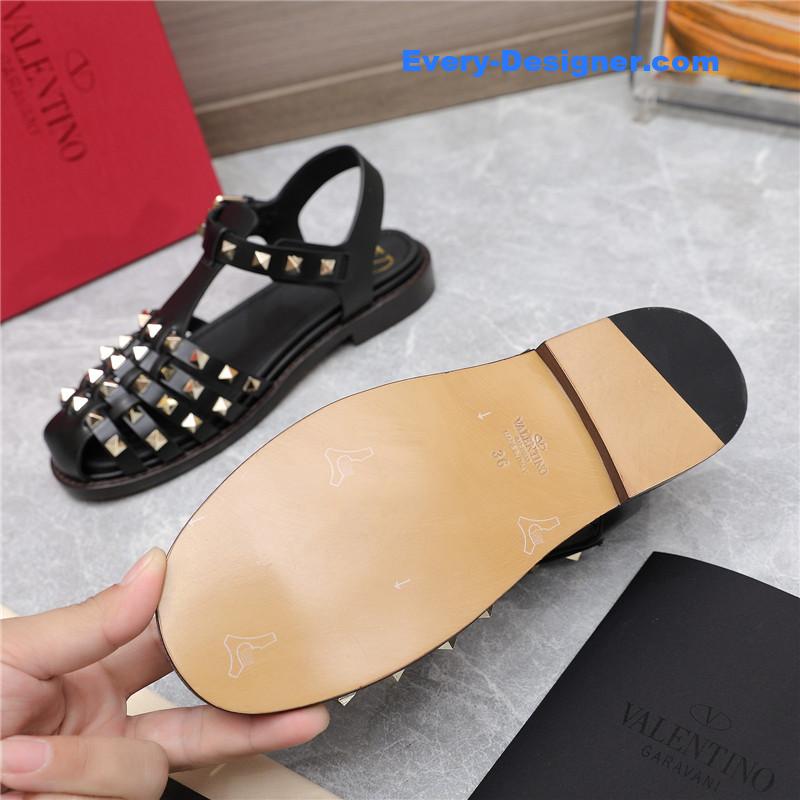 Va1e*ntin0 vintage baotou hollow roman women’s shoes