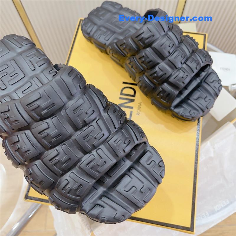 F**di environmentally friendly rubber couple slippers