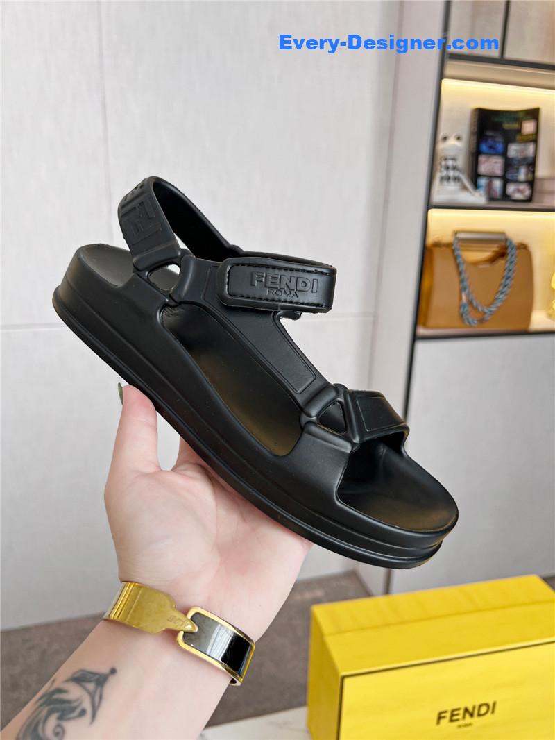 F**di summer new velcro sandals