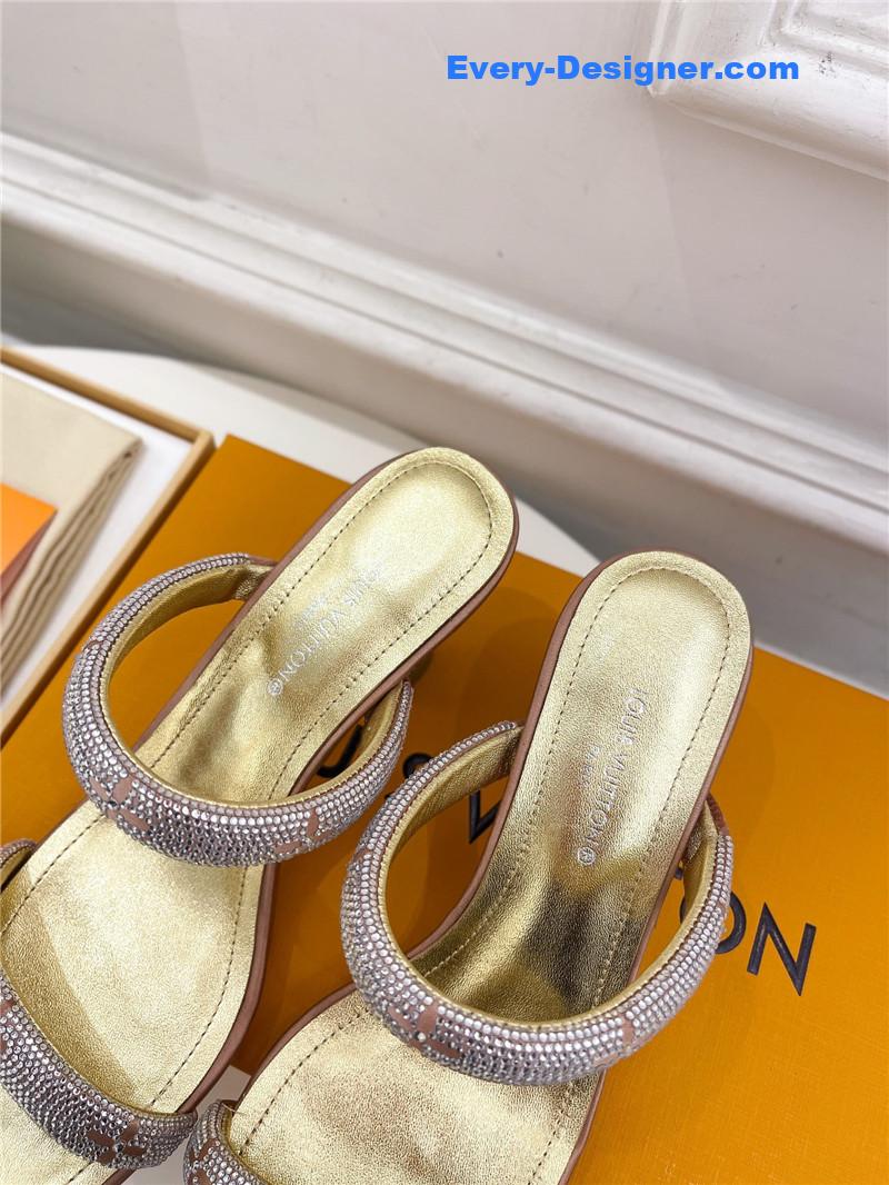 l0vis vvtt0n lv square toe hot D1am0nd high-heeled slippers