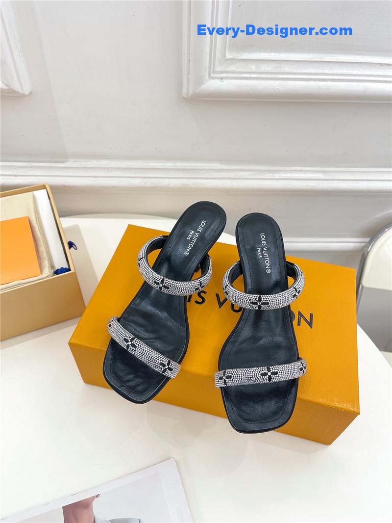 l0vis vvtt0n lv square toe hot D1am0nd high-heeled slippers
