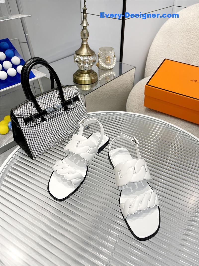 H**me5 pig nose sandals