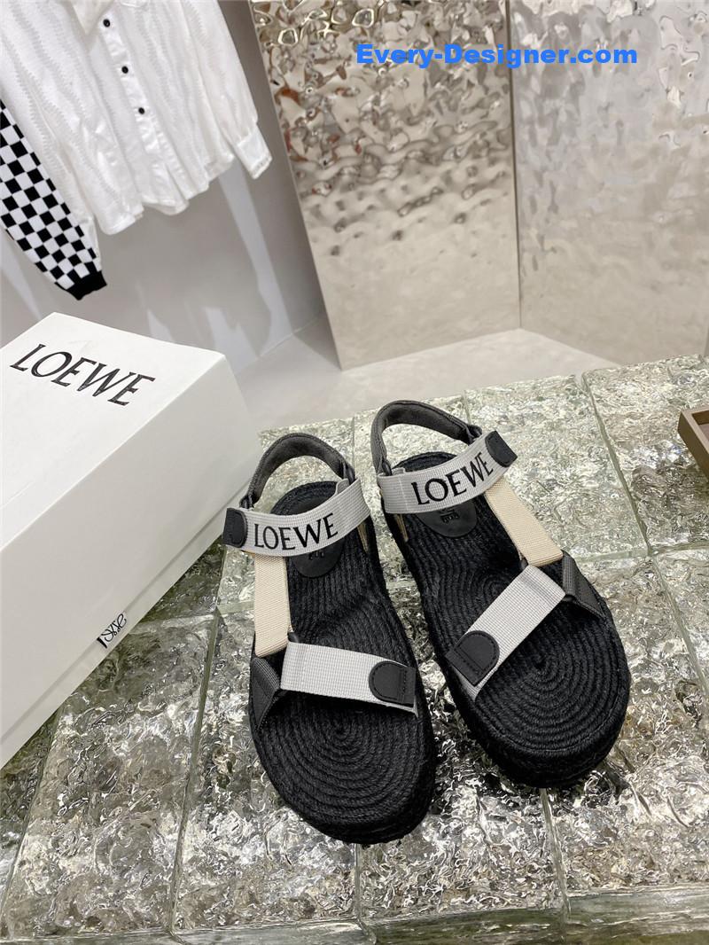 L0ew* new straw platform color block sandals