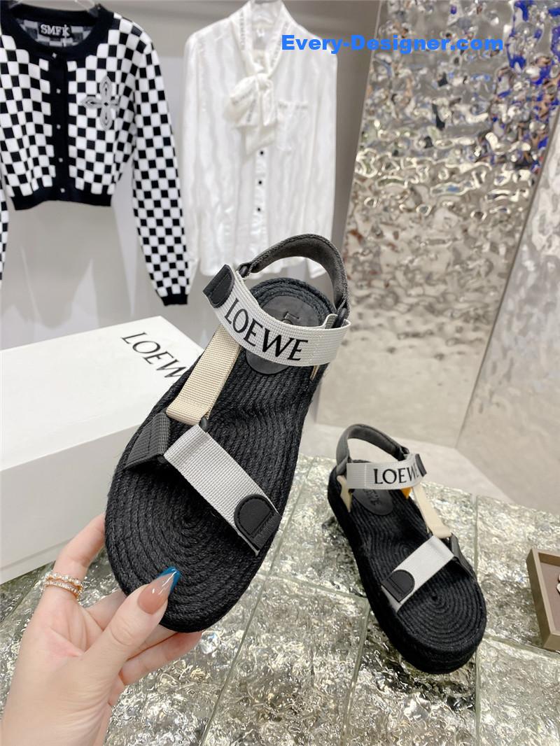 L0ew* new straw platform color block sandals