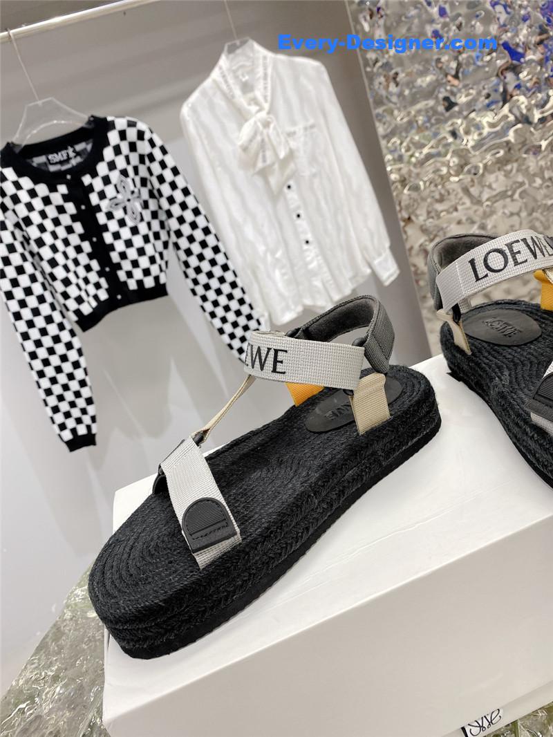L0ew* new straw platform color block sandals