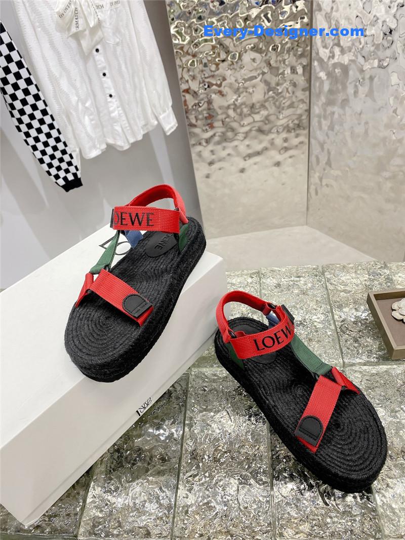 L0ew* new straw platform color block sandals