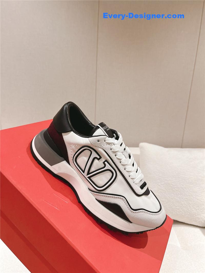 Va1e*ntin0 fashion counter air cushion casual shoes