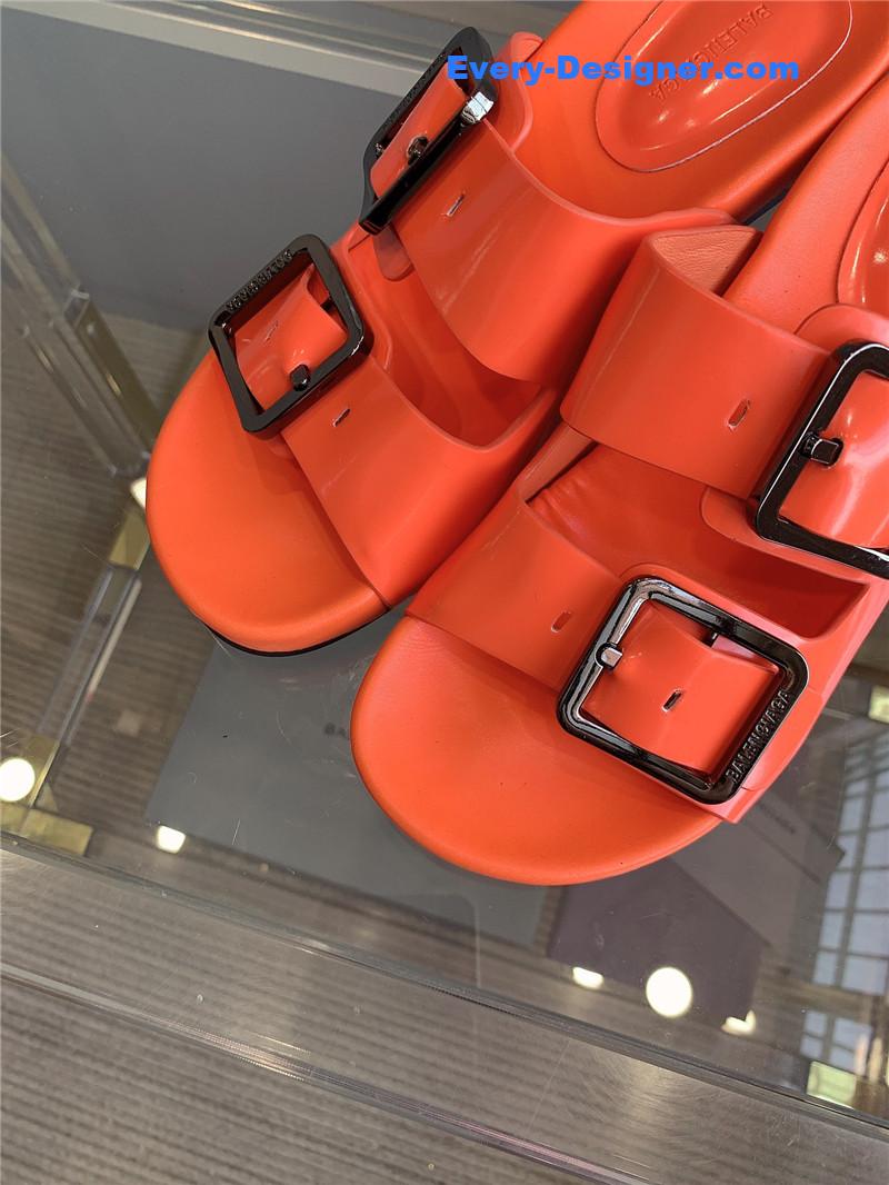 Ba1en*iaga new high-heeled slippers
