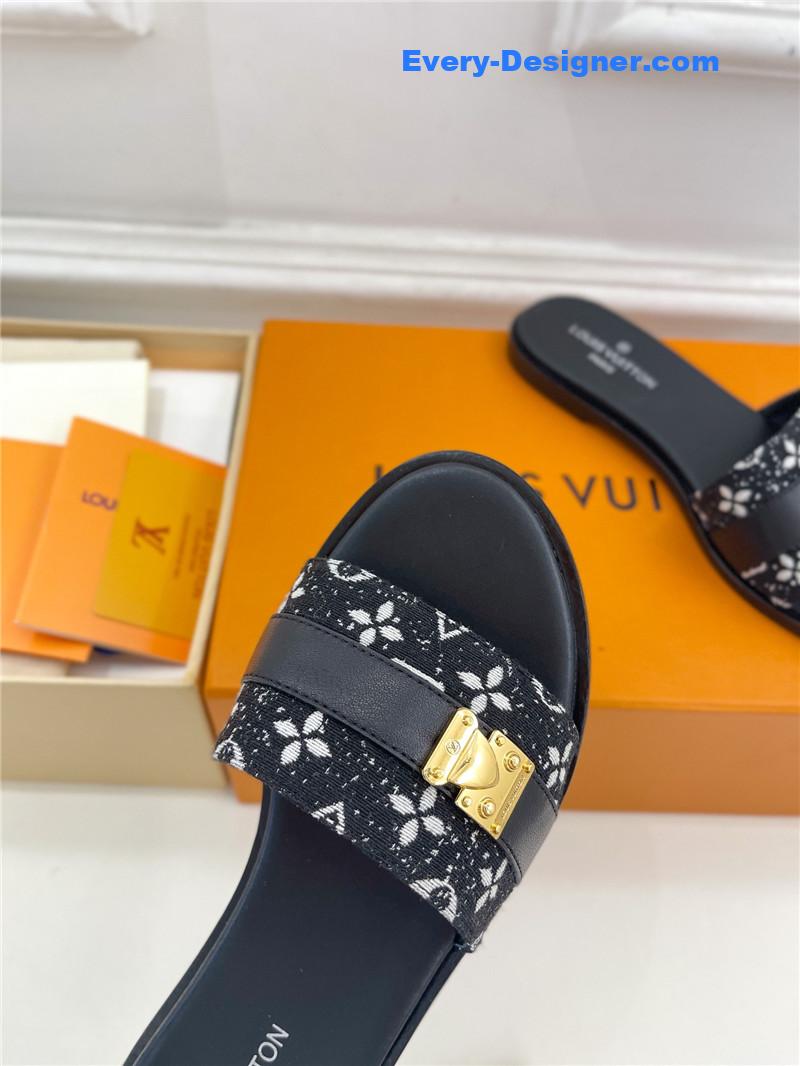 l0vis Vvtt0n lv metal buckle slippers