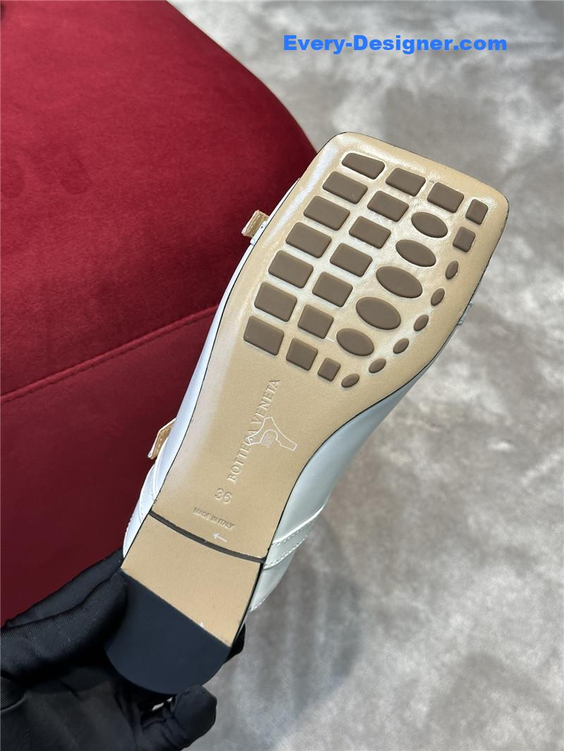 b0tt*ga Ven*ta new slippers