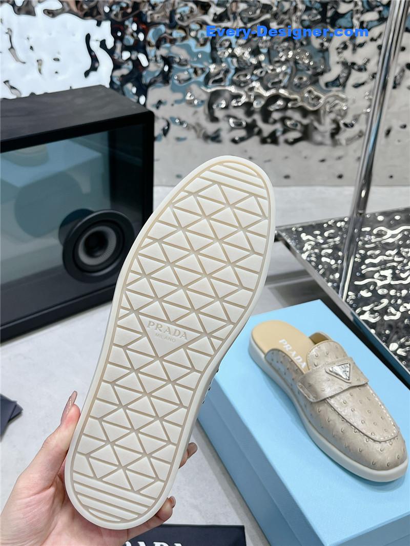 Pra*a new loafers half slippers