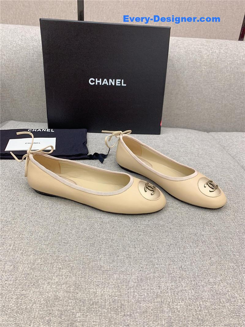 CC vintage flat shoes