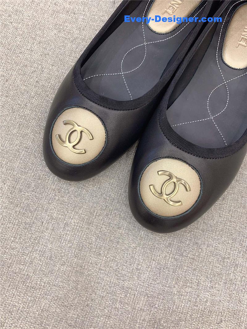 CC vintage flat shoes