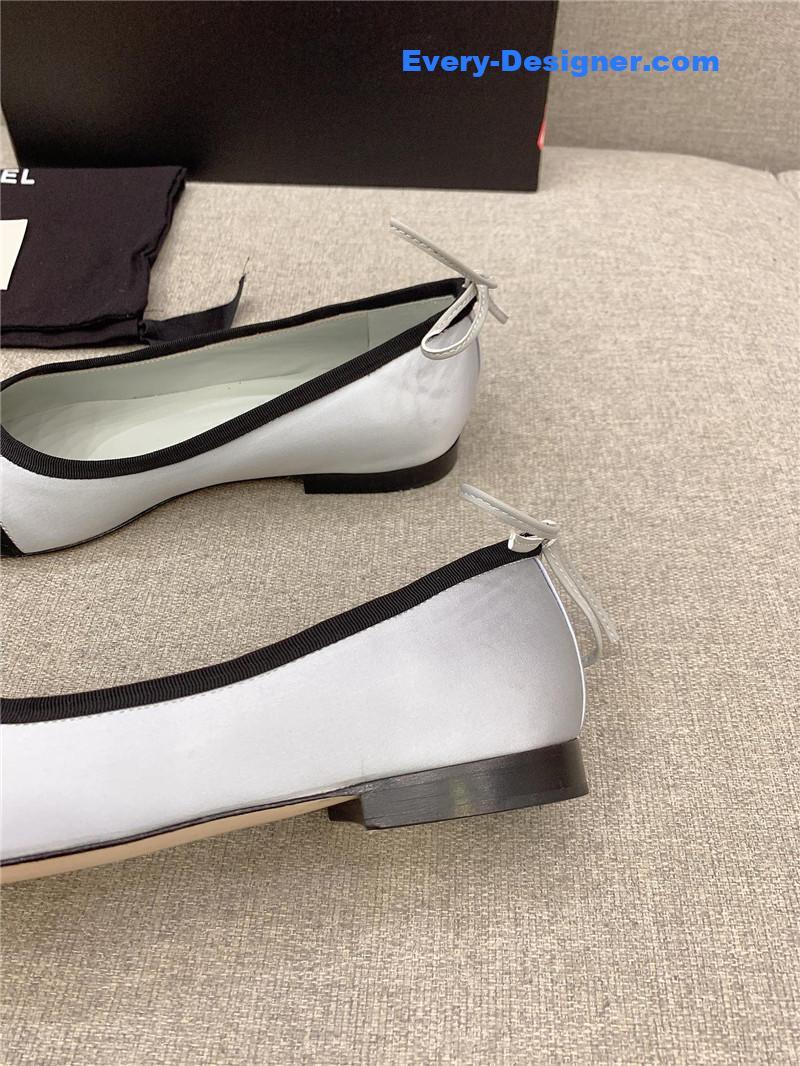 CC vintage flat shoes