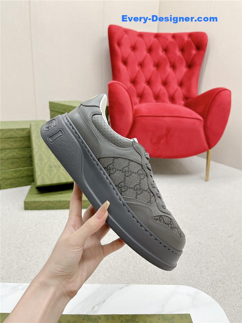 Gvc*1 chunky b series lightweight soft platform sneakers