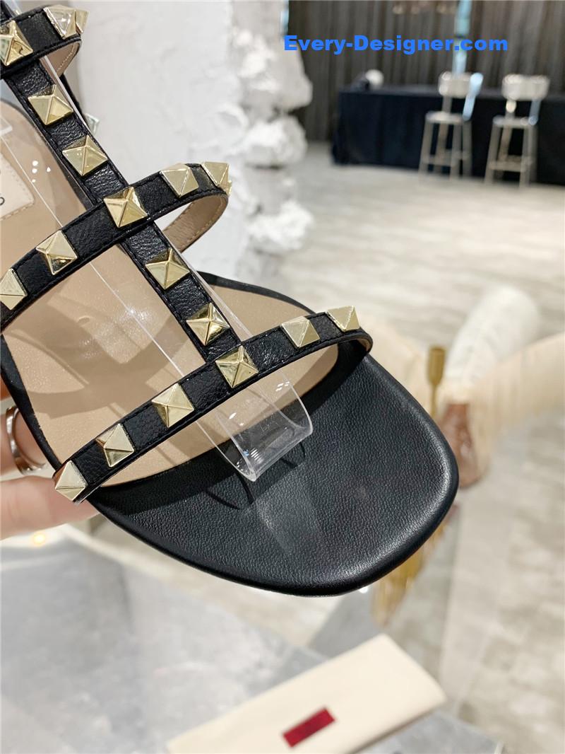 Va1e*ntin0 stud sandals