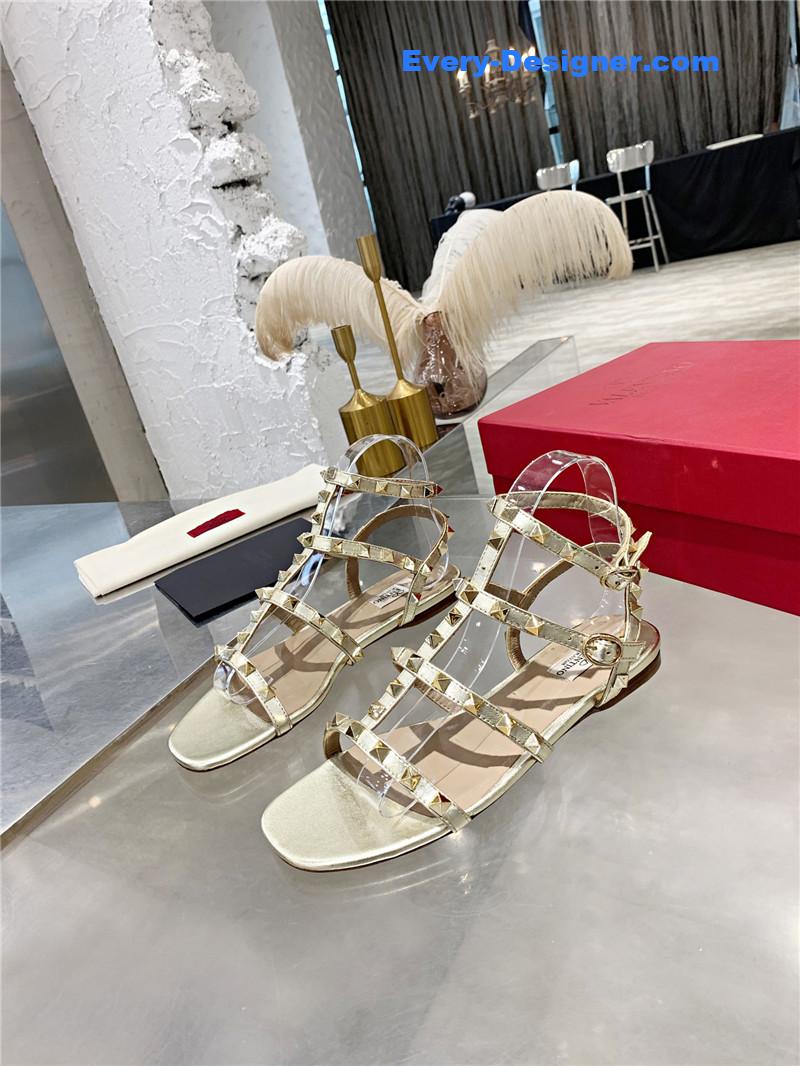 Va1e*ntin0 stud sandals