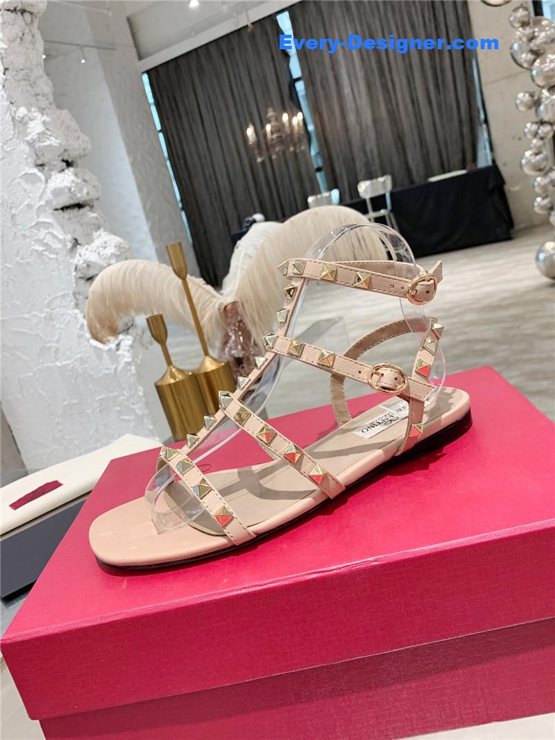 Va1e*ntin0 stud sandals