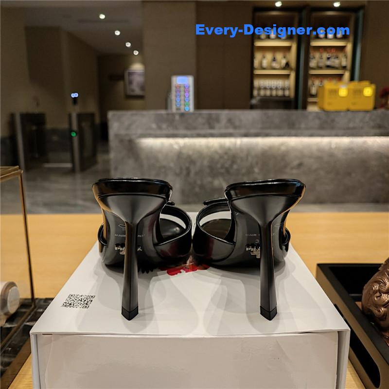 Pra*a stiletto round toe sandals