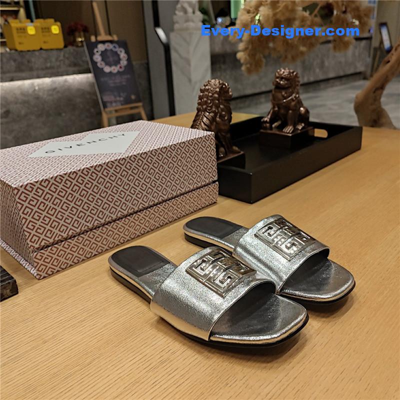 Givenchy Trendy Flat Slides