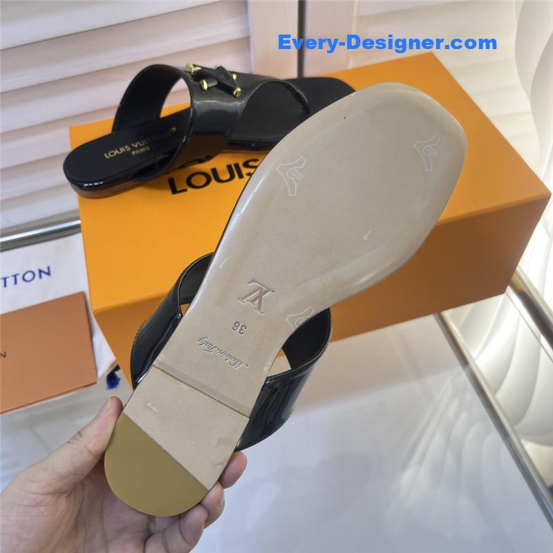 l0vis Vvtt0n lv latest flip flops slippers