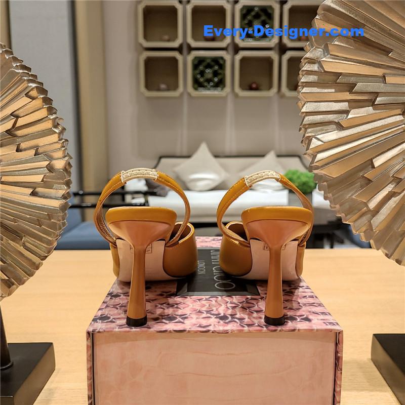 J1m*y Ch00 open toe sandals