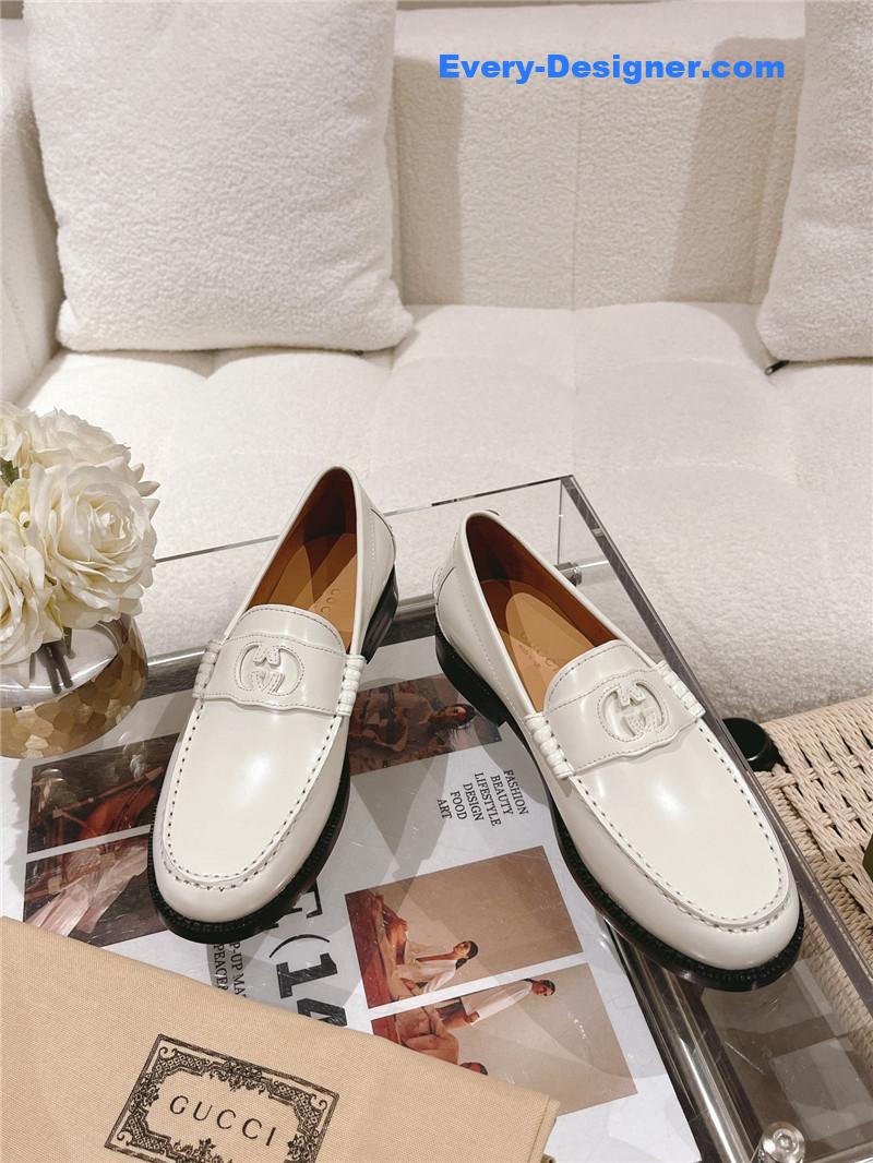 Gvc*1 british style loafers