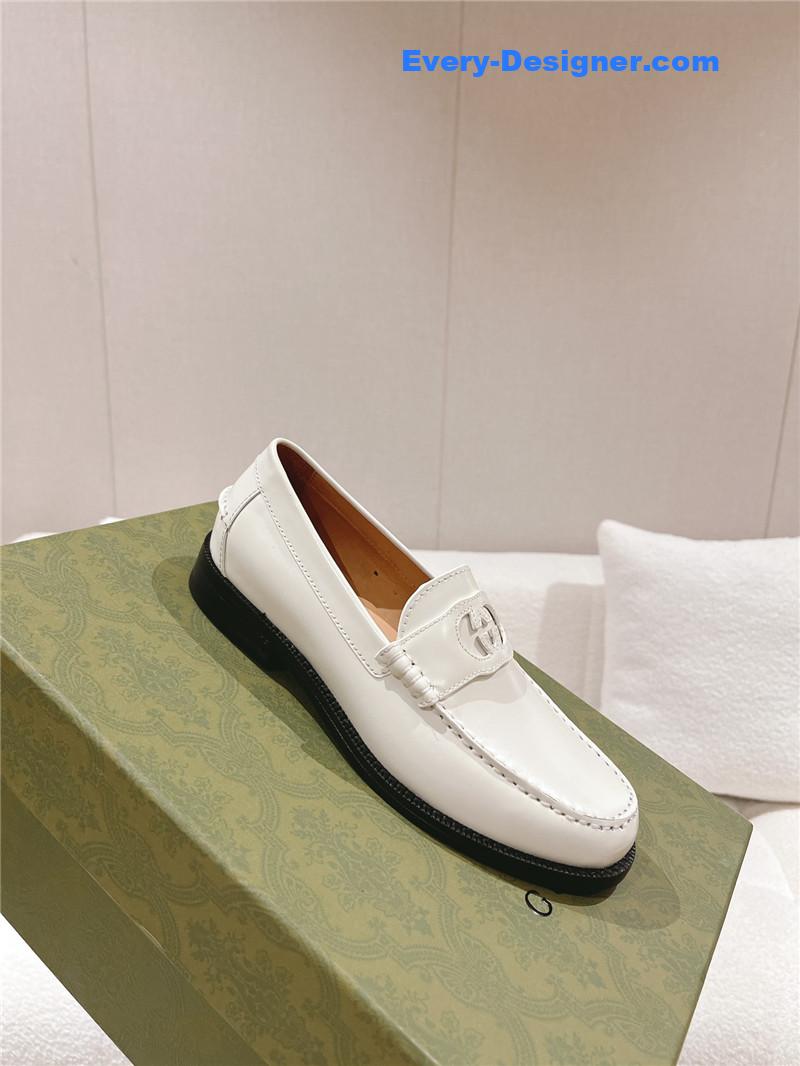 Gvc*1 british style loafers