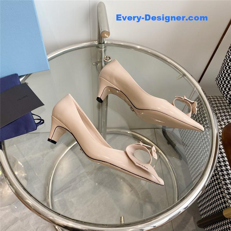 Pra*a flower pointed toe small cone heel shoes