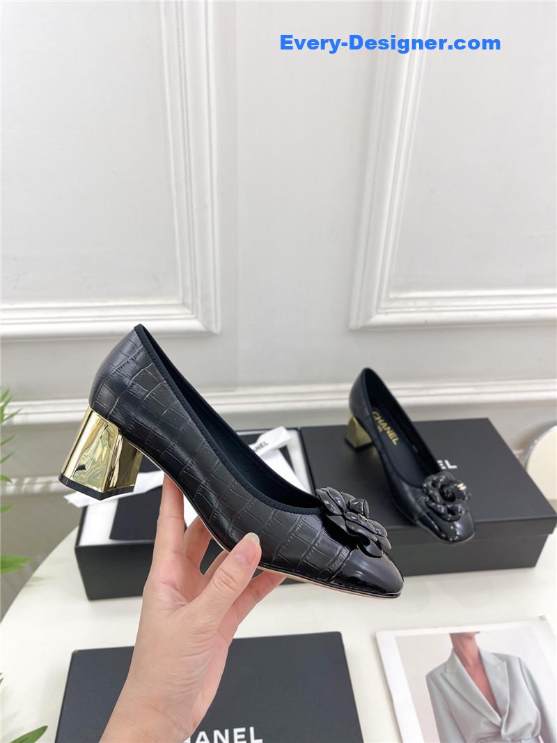 CC catwalk style camellia shoes